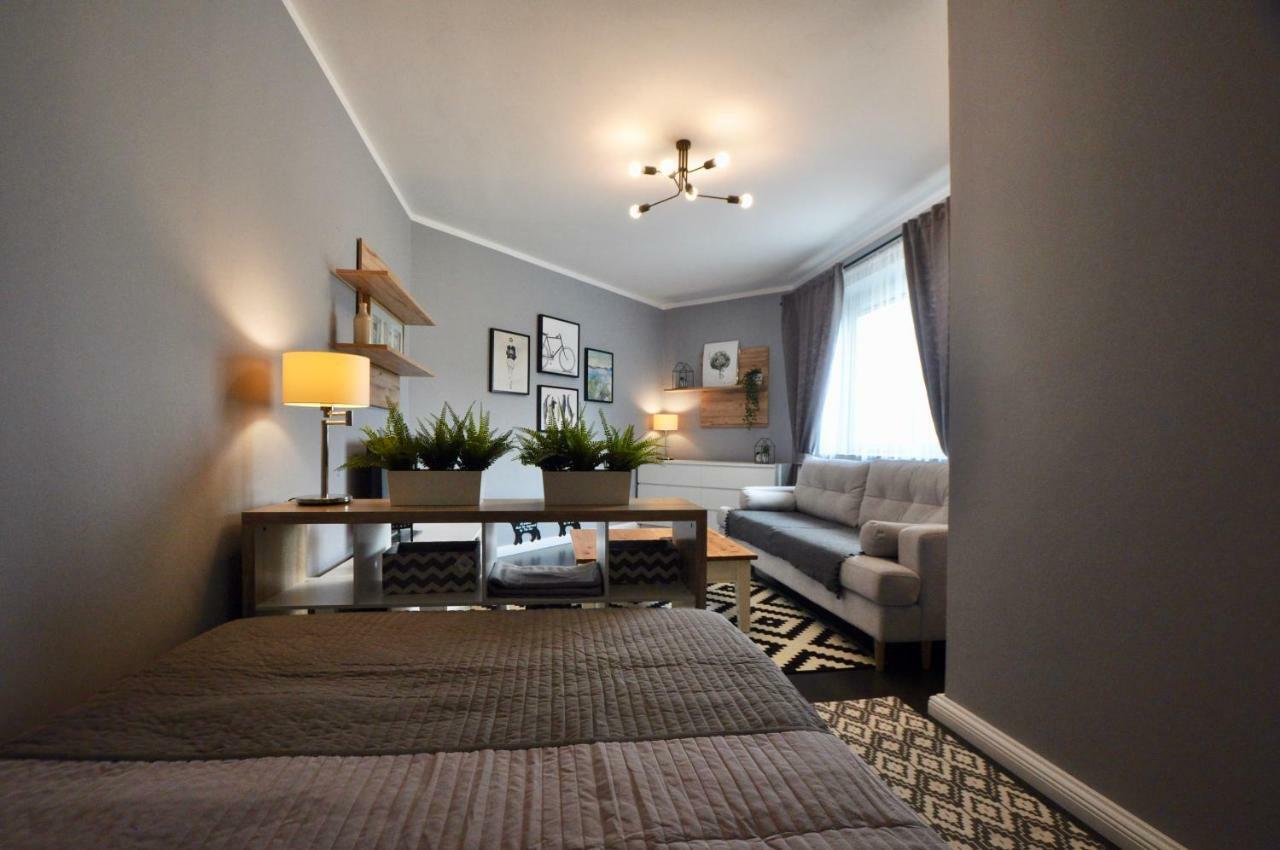 Abrahama Apartment ワルシャワ エクステリア 写真